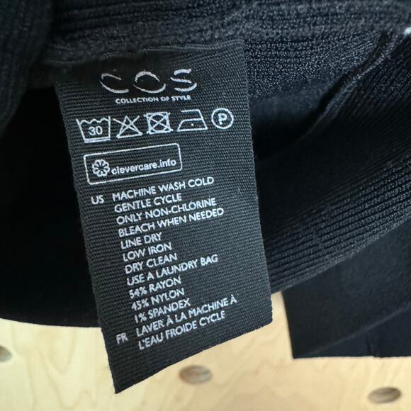 COS Women’s Zip Crew Neck Black Cardigan Sweater Size Small - Picture 8 of 9